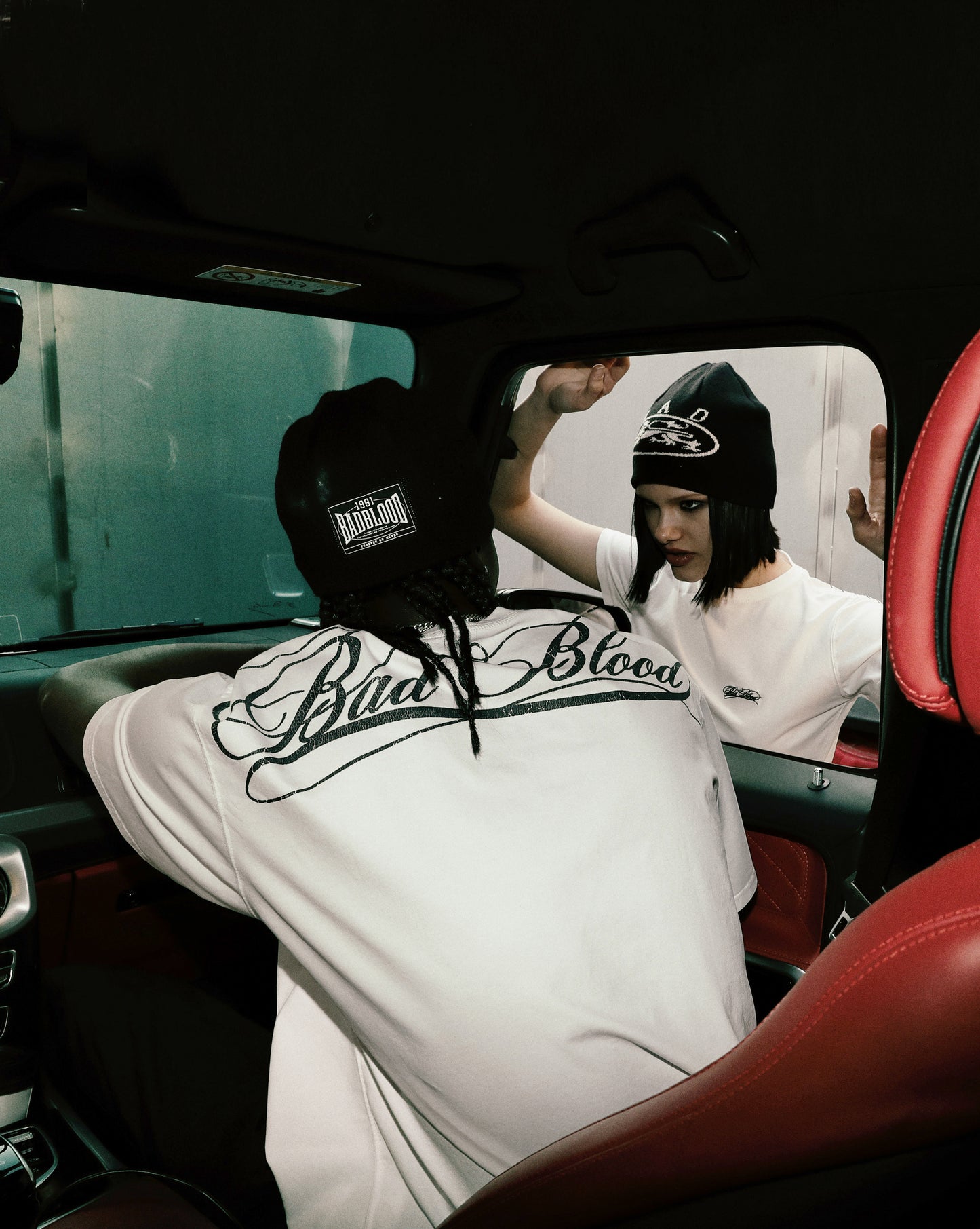 [w-tee25-034] 暗黑经典Logo T恤 - 白色