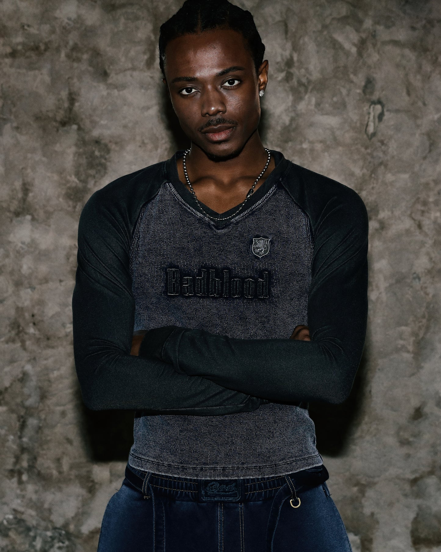 [w-tee25-016] 锈色牛仔 V 领长袖T恤 - 蓝色