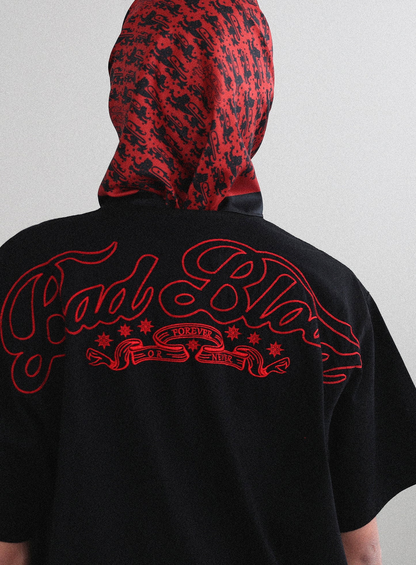 [w-tee24-113] Mystic Capsule 半袖T恤 - 黑色