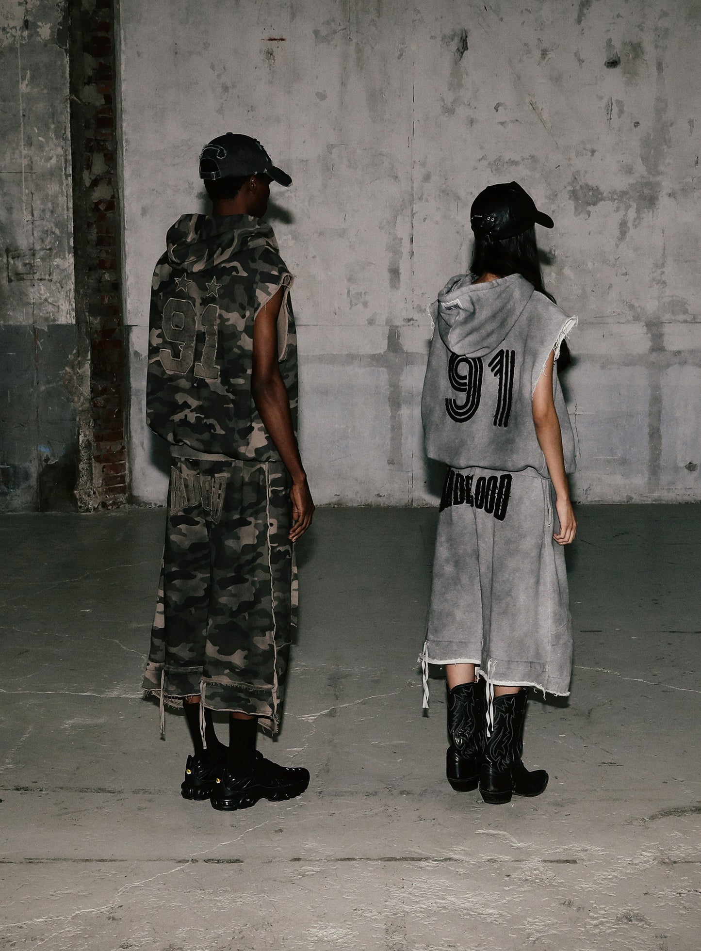 [w-srt25-021] Convex 百慕大短裤 - 灰白色