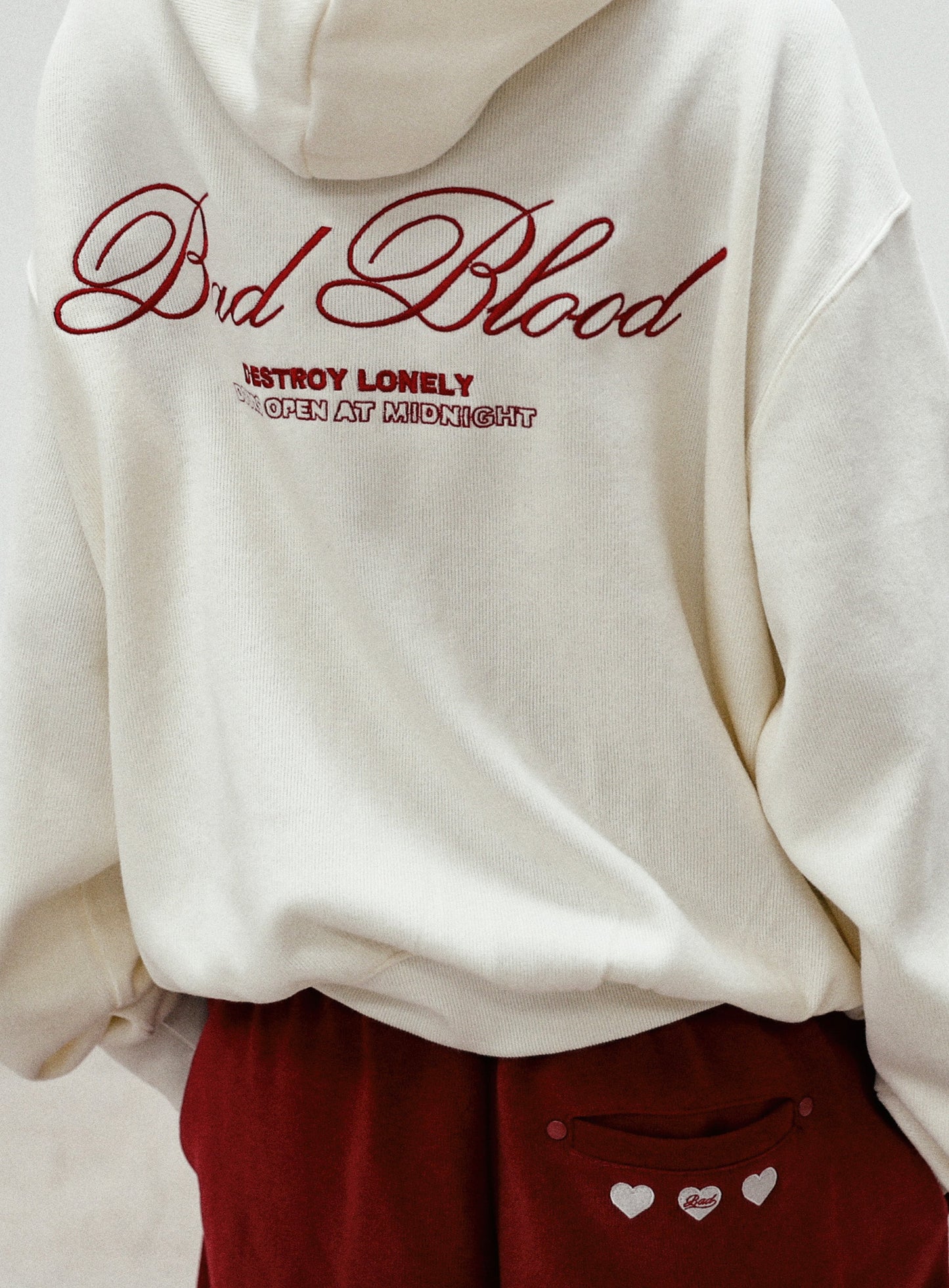 [w-srt24-068] 经典徽标百慕大裤 - 红色