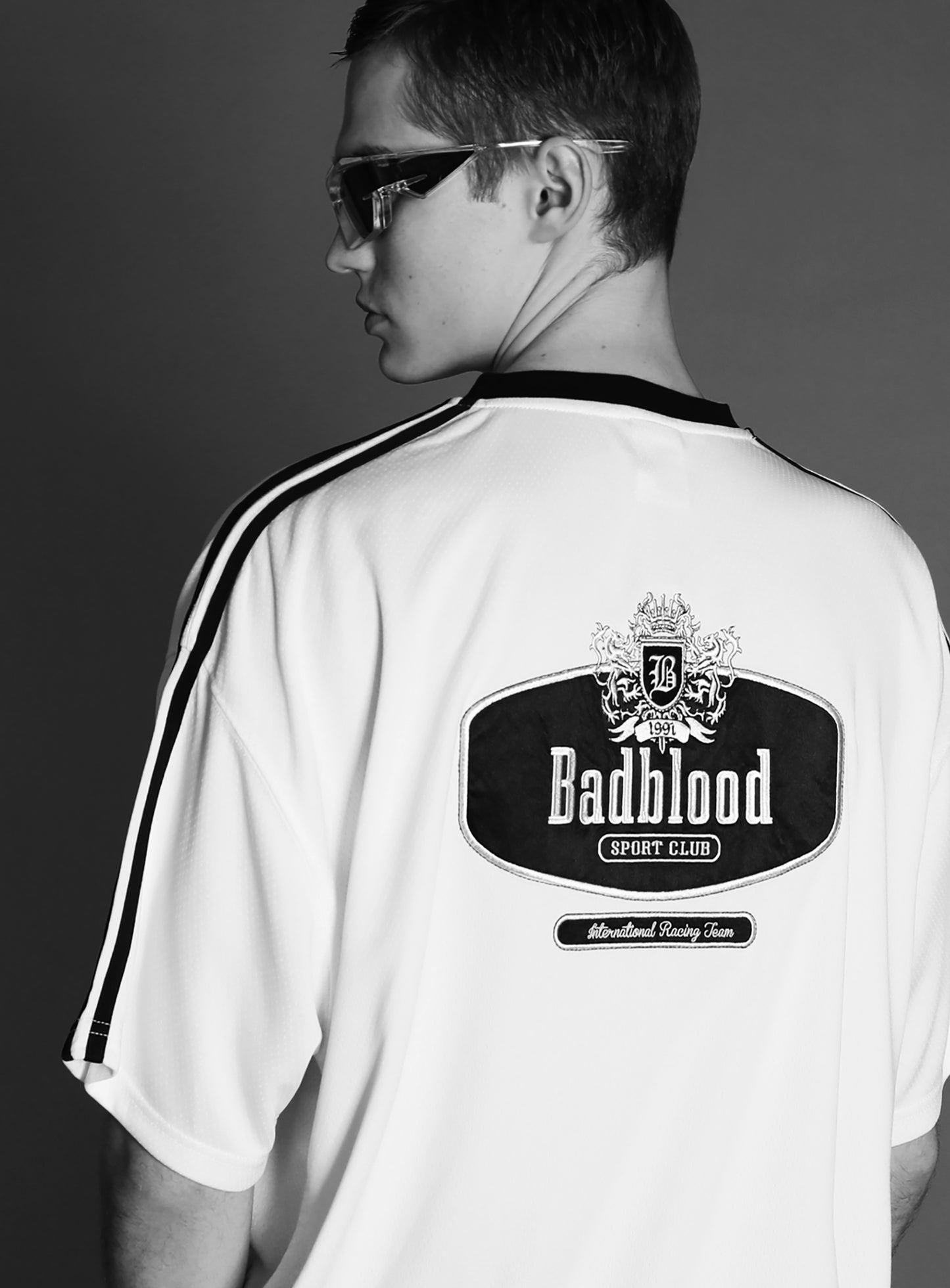 [at-tee23-003] 运动俱乐部 T 恤 - 白色