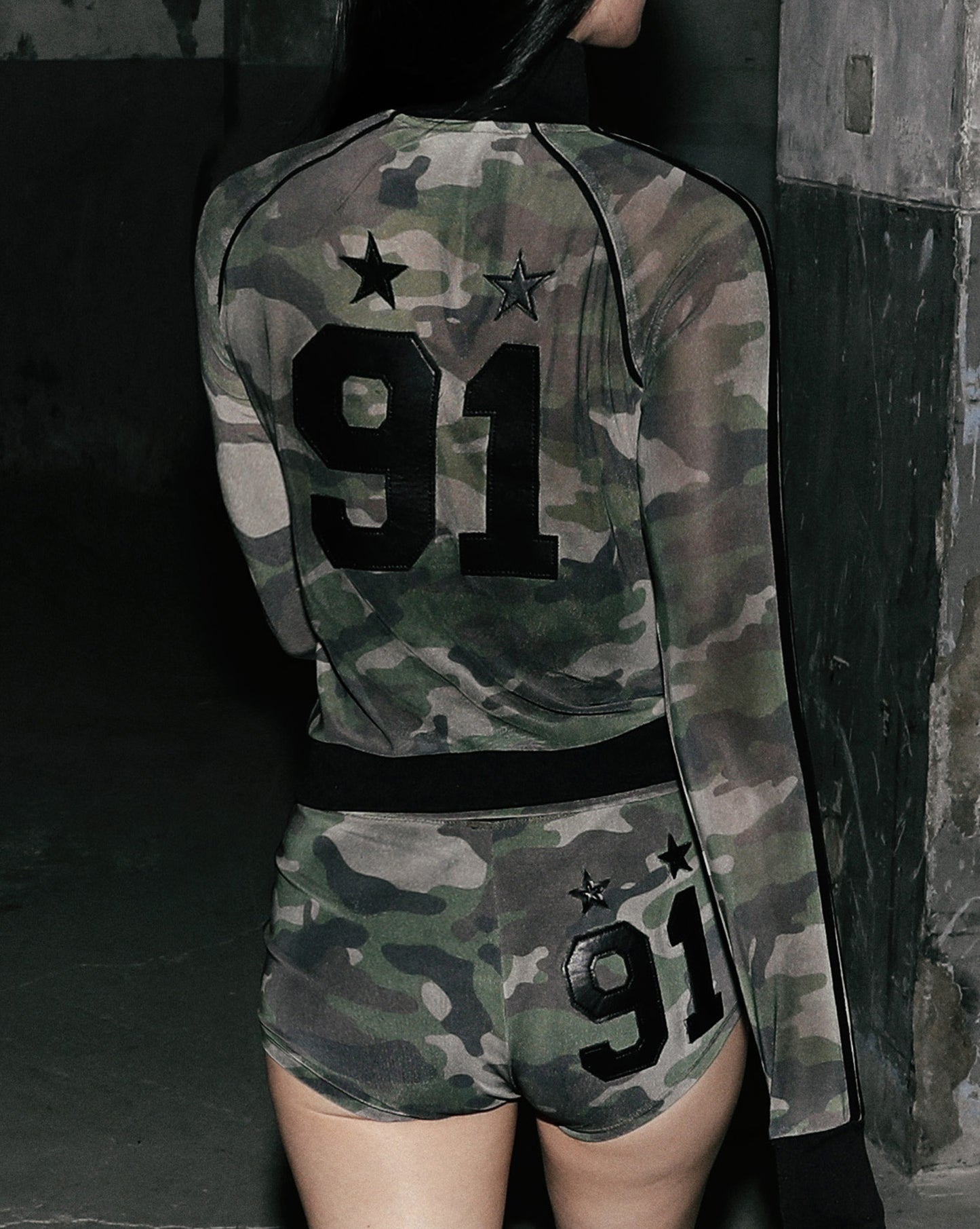 [w-srt25-011] 复古俱乐部平角短裤 - 绿色迷彩