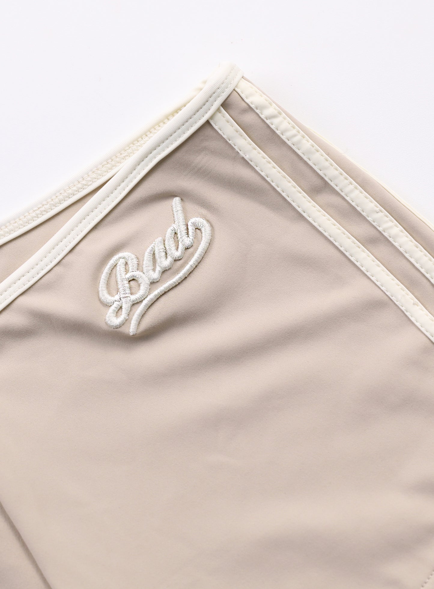 [w-srt24-031] Wendy 微短裤 - 沙色