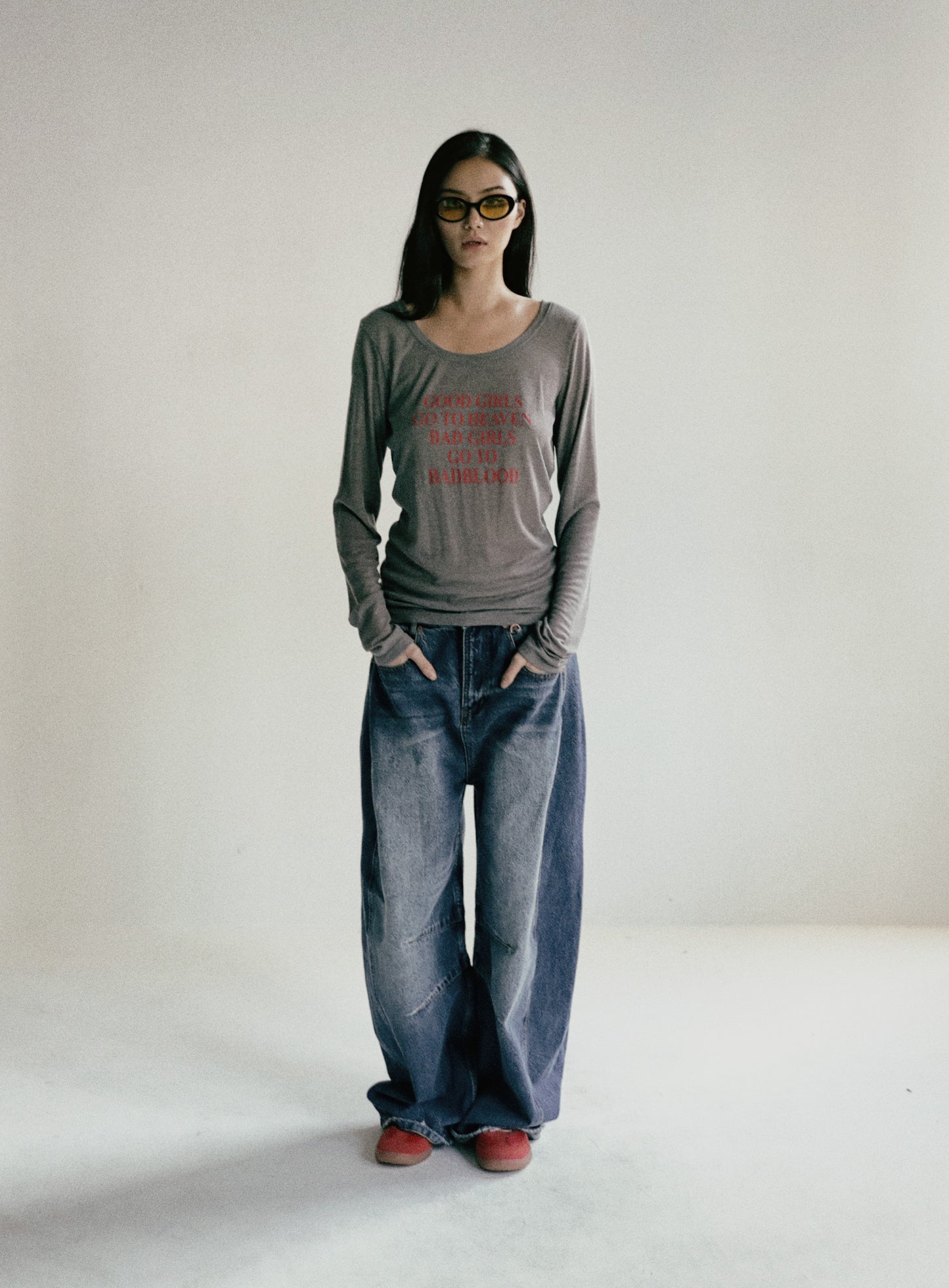 [w-tee24-095] Bad Girls 宽松上衣 - 灰色