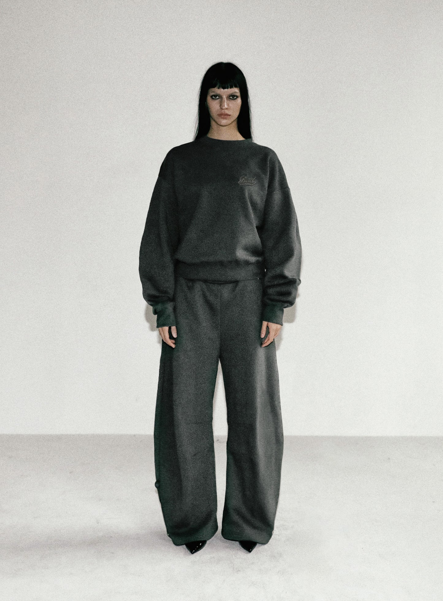 [w-sweatshirt24-007] Beyond 柔软抓绒运动衫 - 木炭色